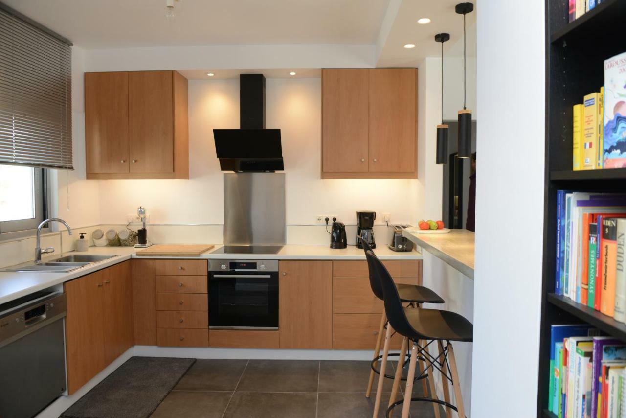 Boutique Apartment In Chalandri Atenas Exterior foto